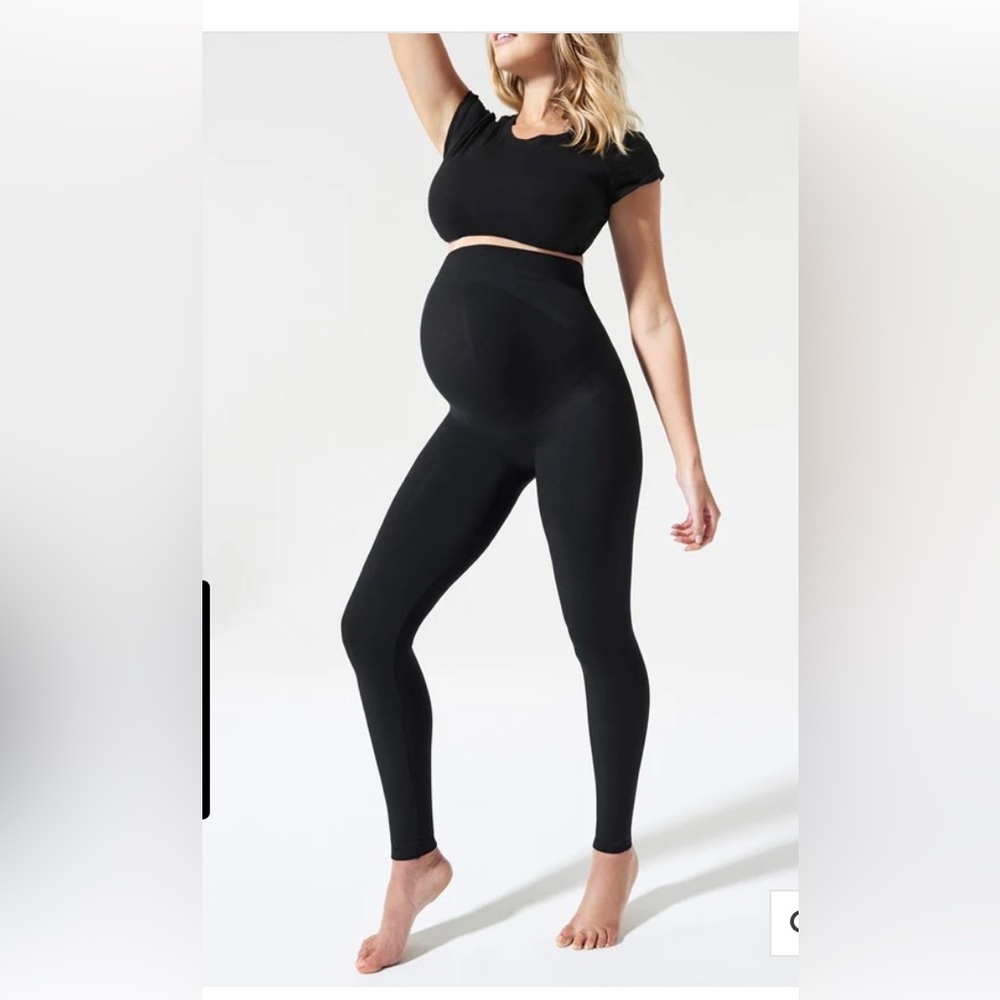 New with tags-black maternity belly support leggings
